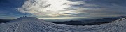 35 Vista panoramica verso la cima del Linzone (1392 m) da nord